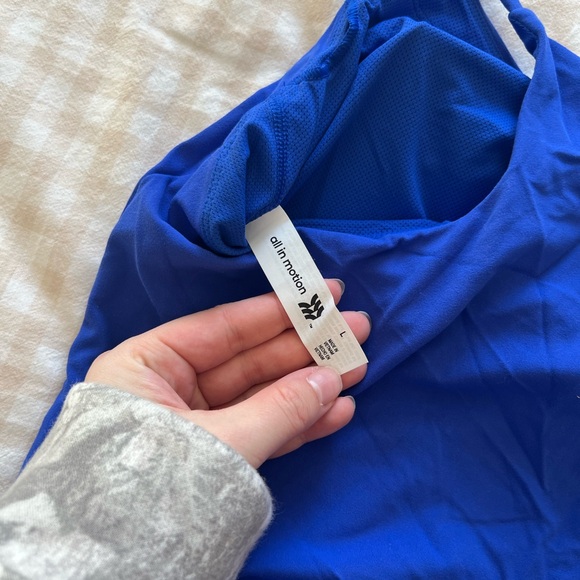 all in motion blue tank top - Picture 2 of 3